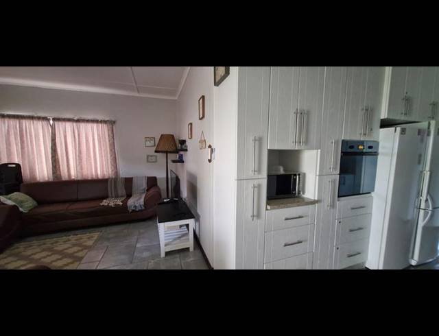 2 BEDROOM APARTMENT FOR SALE IN MANABA BEACH